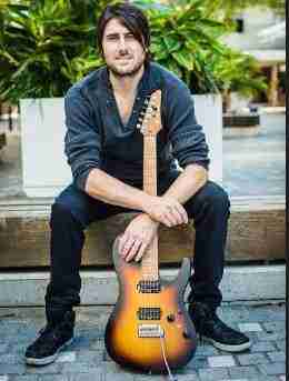 Q&A Scene: Guitarists’ Special ~ Michael Dolce – Whats My Scene