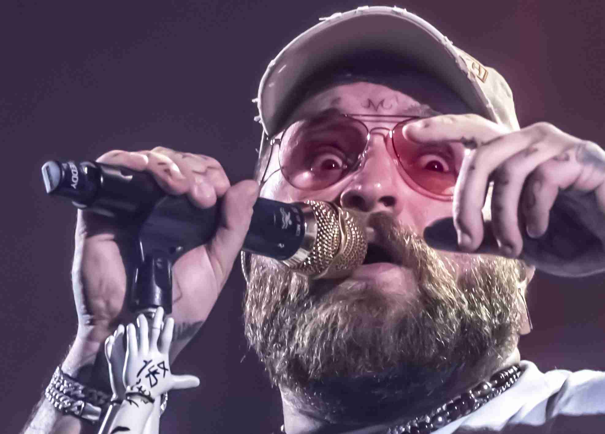 Review Scene: Teddy Swims, Rod Laver Arena, 22nd October 2025 by Laura Boukouvalas.