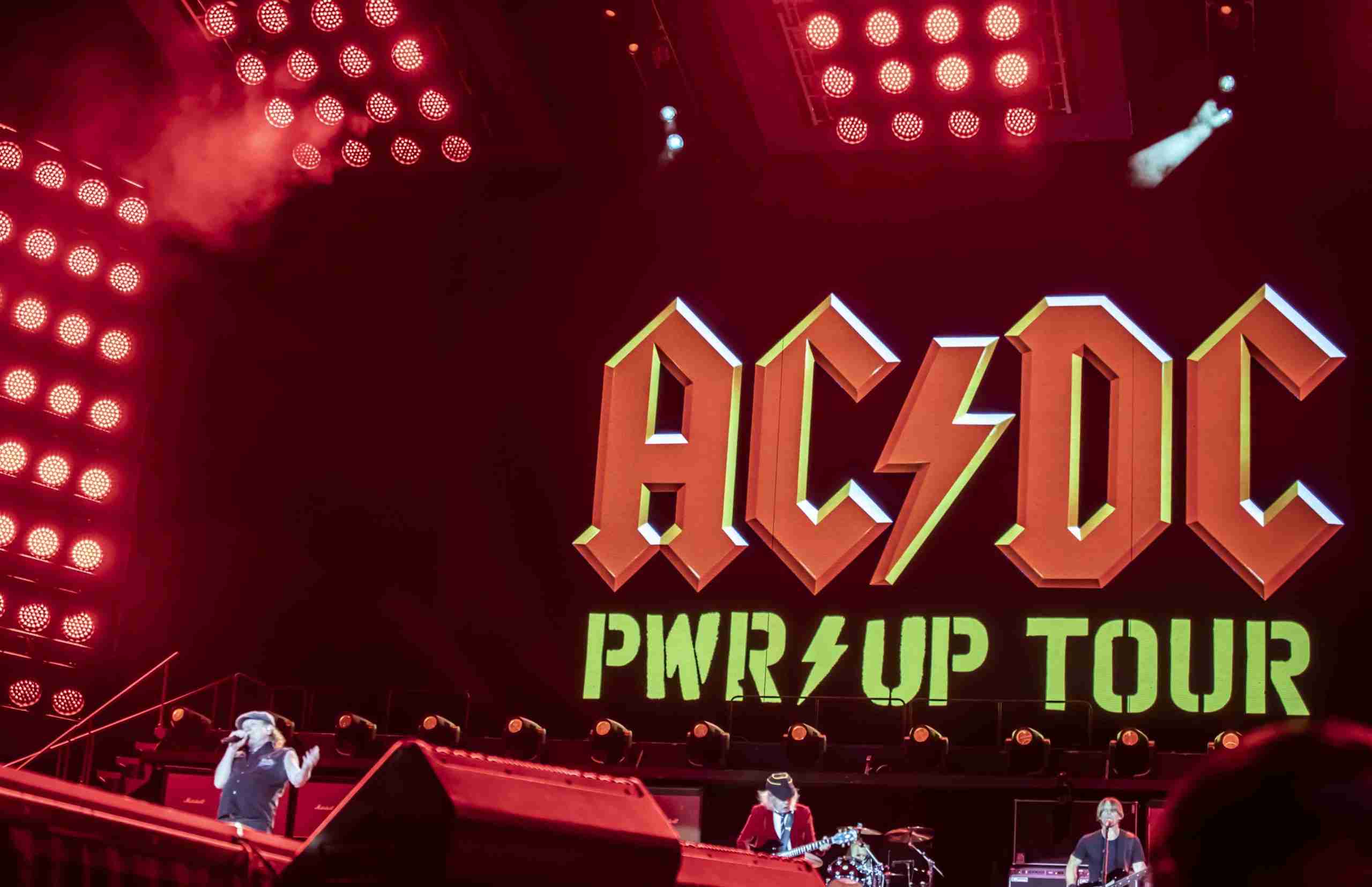 Review Scene: ACDC, Amyl and the Sniffers, The Casanovas, MCG, 12th November 2025 by Anna-Maria Megalogenis