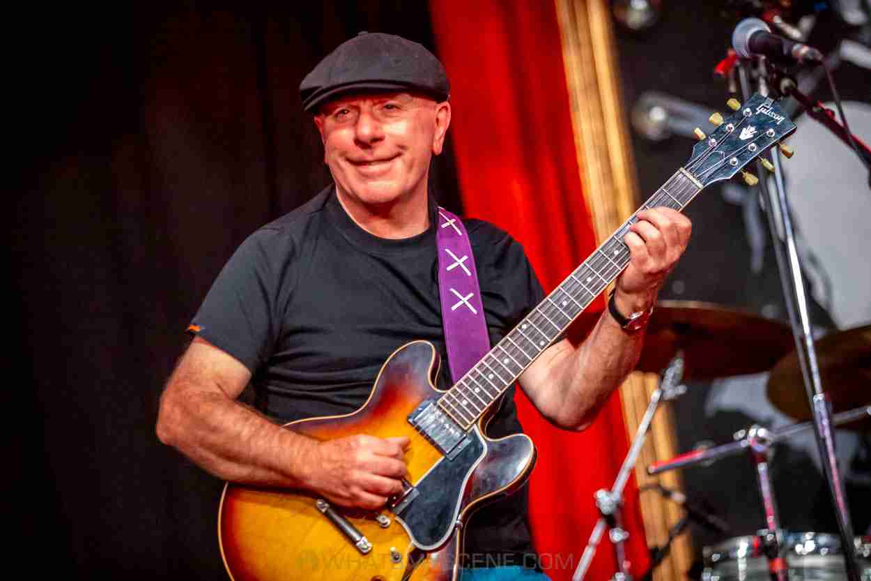 Snap Scene: Carl Orr's London Underground, Lazybones Lounge Marickville, 5th Feb 2026 by Mandy Hall