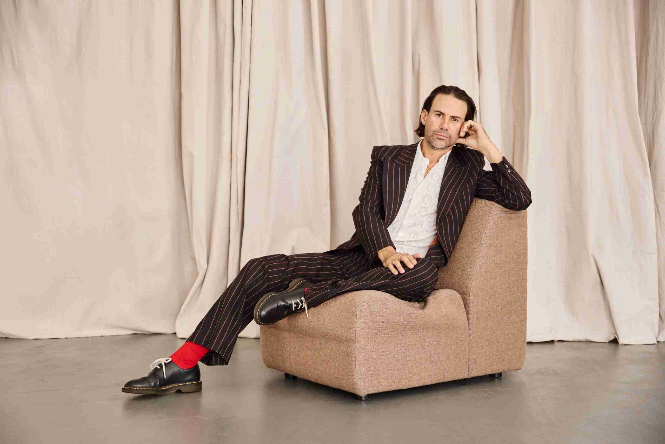 Scene News: Phil Jamieson Announces New Solo Album '10Charlie' Set For Aug 14 Release, New Single 'Weekends' And Massive 44 Date Australian Tour