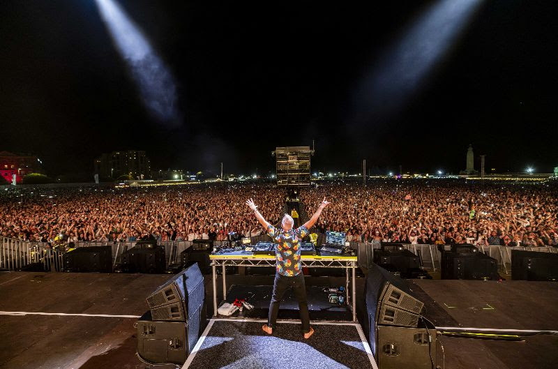 Scene News: Fatboy Slim Is Heading Back To Australia In March 2027 And He's Mixing Up The Venues. Pre Sale Details Included!
