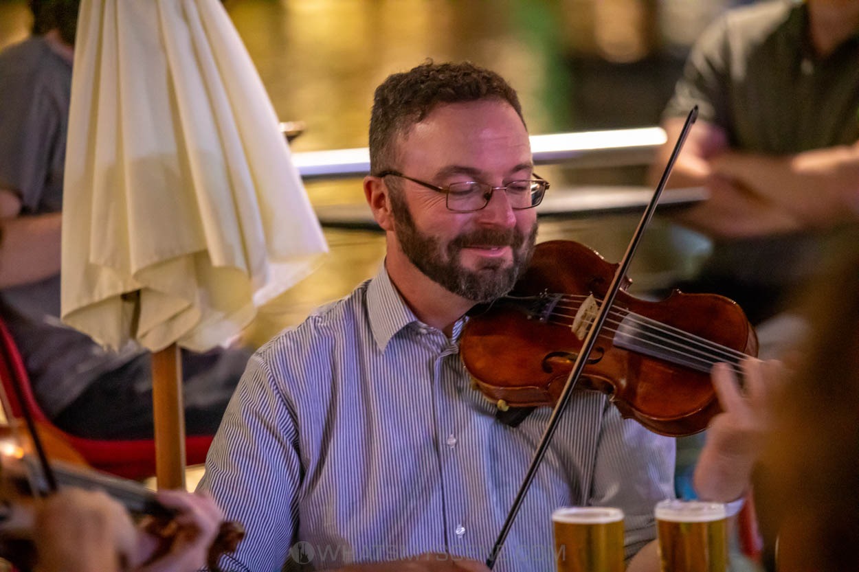 Snap Scene: Tazzmania Jam with Charlie McCarthy at OzManouche Gypsy Jazz Festival, Brisbane Jazz Club 25th Sept 2026 by Mandy Hall
