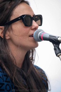 Amy-Shark-Yarra-River-22nd-Dec-2021-by-Paul-Miles-18-of-39