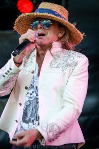 Cheap-Trick-UTSS-Hastings-Foreshore-Mornington-12th-March-2022-by-Paul-Miles-12-of-48