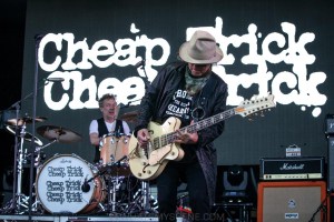 Cheap-Trick-UTSS-Hastings-Foreshore-Mornington-12th-March-2022-by-Paul-Miles-13-of-48