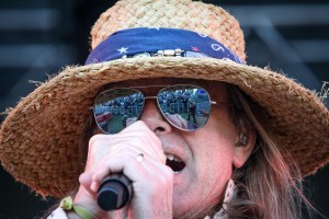 Cheap-Trick-UTSS-Hastings-Foreshore-Mornington-12th-March-2022-by-Paul-Miles-18-of-48