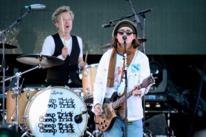 Cheap-Trick-UTSS-Hastings-Foreshore-Mornington-12th-March-2022-by-Paul-Miles-33-of-48