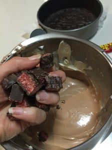 Cherry Ripe Cheesecake
