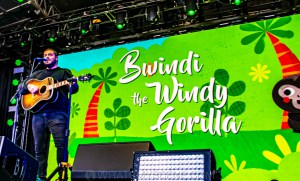 Dan Sultan & Justine Clarke - Kids At The Bowl, Sidney Myer Music Bowl, 6th March 2021 by Mary Boukouvalas (18 of 48)