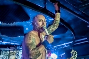 Dave-Eastgate-and-Boner-Contention-Frankies-Pizza-Sydney-9th-March-2022-by-Mary-Boukouvalas-3-of-11