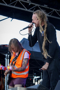 Frenzal-Rhomb-Spring-Loaded-Mornington-12th-Feb-2022-by-Paul-Miles-22-of-28