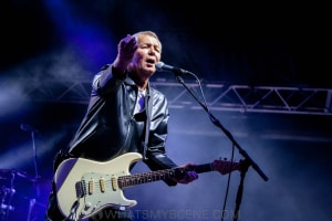 Icehouse at By the C, Catani Gardens, Melbourne 14th March 2021 by Paul Miles (56 of 73)