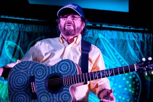 Kevin Bloody Wilson, Commercial Hotel, Melbourne 27th March 2021 by Paul Miles (24 of 46)