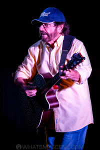 Kevin Bloody Wilson, Commercial Hotel, Melbourne 27th March 2021 by Paul Miles (39 of 46)