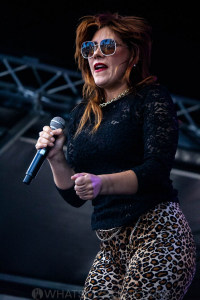Killing Heidi at By the C, Catani Gardens, Melbourne 14th March 2021 by Paul Miles (11 of 38)