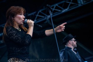 Killing Heidi at By the C, Catani Gardens, Melbourne 14th March 2021 by Paul Miles (16 of 38)
