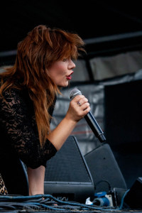 Killing Heidi at By the C, Catani Gardens, Melbourne 14th March 2021 by Paul Miles (26 of 38)
