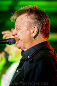 The-Radiators-at-the-Clarendon-Hotel-NYE-31st-Dec-2021-by-Mandy-Hall-25-of-29