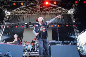 Rose-Tattoo-UTSS-Hastings-Foreshore-Mornington-12th-March-2022-by-Paul-Miles-14-of-33