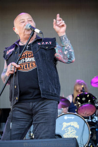 Rose-Tattoo-UTSS-Hastings-Foreshore-Mornington-12th-March-2022-by-Paul-Miles-23-of-33