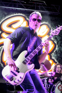 Stone-Temple-Pilots-UTSS-Hastings-Foreshore-Mornington-12th-March-2022-by-Paul-Miles-1-of-20