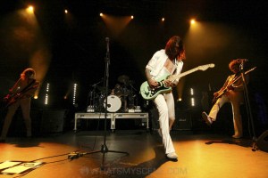 The Darkness, Forum Theatre, Melbourne 14th March 2020 by Paul Miles (10 of 40)