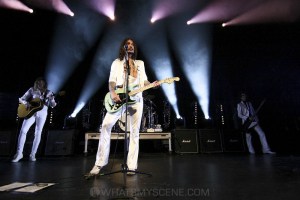 The Darkness, Forum Theatre, Melbourne 14th March 2020 by Paul Miles (8 of 40)
