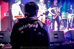 Thee Marshmallow Overcoat, Hotel Westwood, 21st Nov 2021 by Mary Boukouvalas
