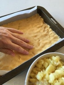 Apple Streusel Slice